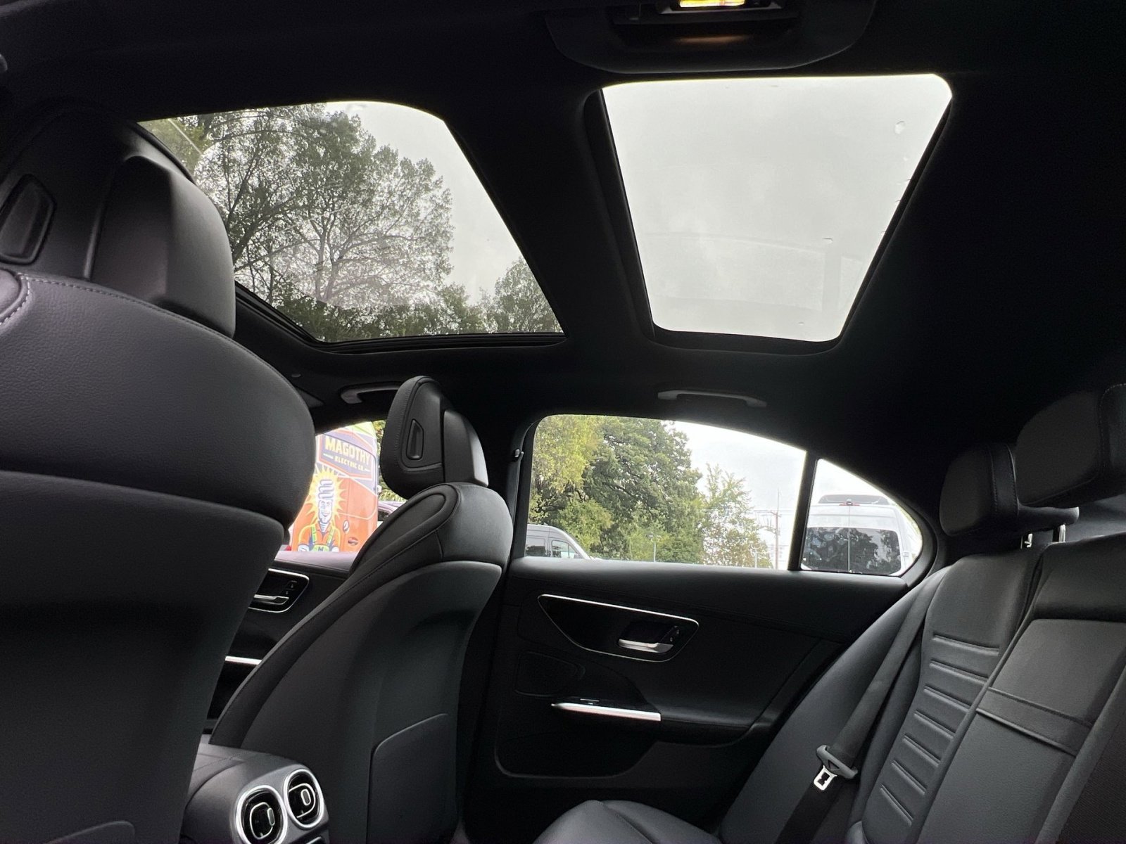 New 2025 Mercedes-Benz C 300 4MATIC Sedan image 22