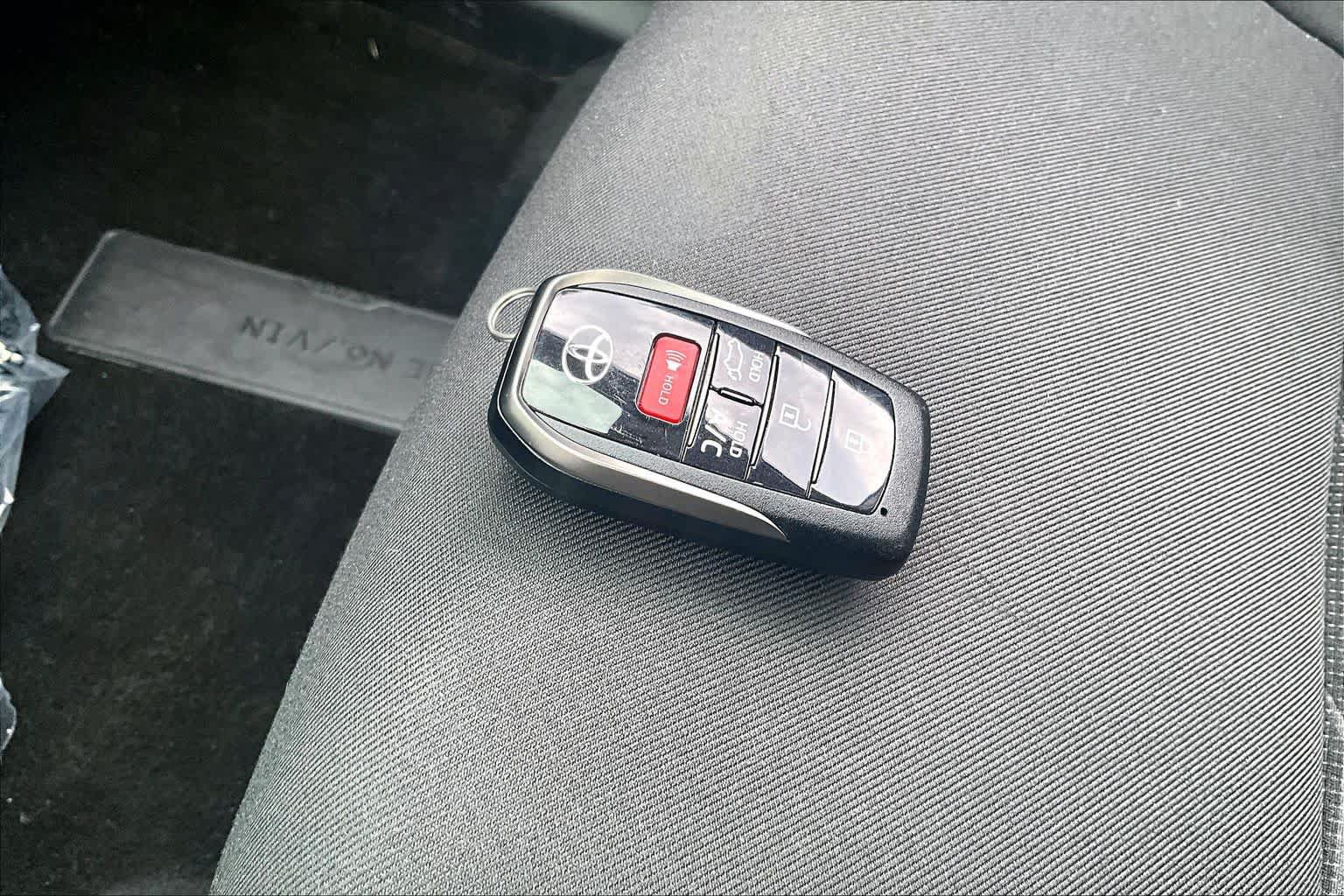 Used 2023 Toyota RAV4 SE w/ Weather & Moonroof Package AWD/4WD image 15