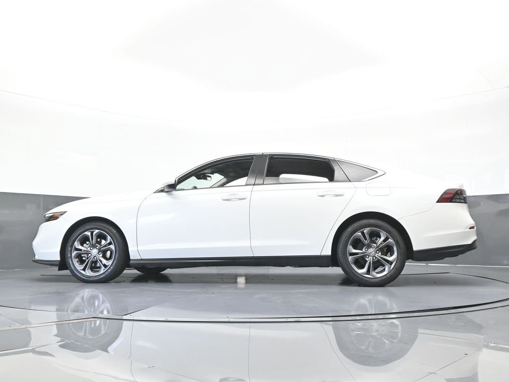 Used 2023 Honda Accord EX image 55
