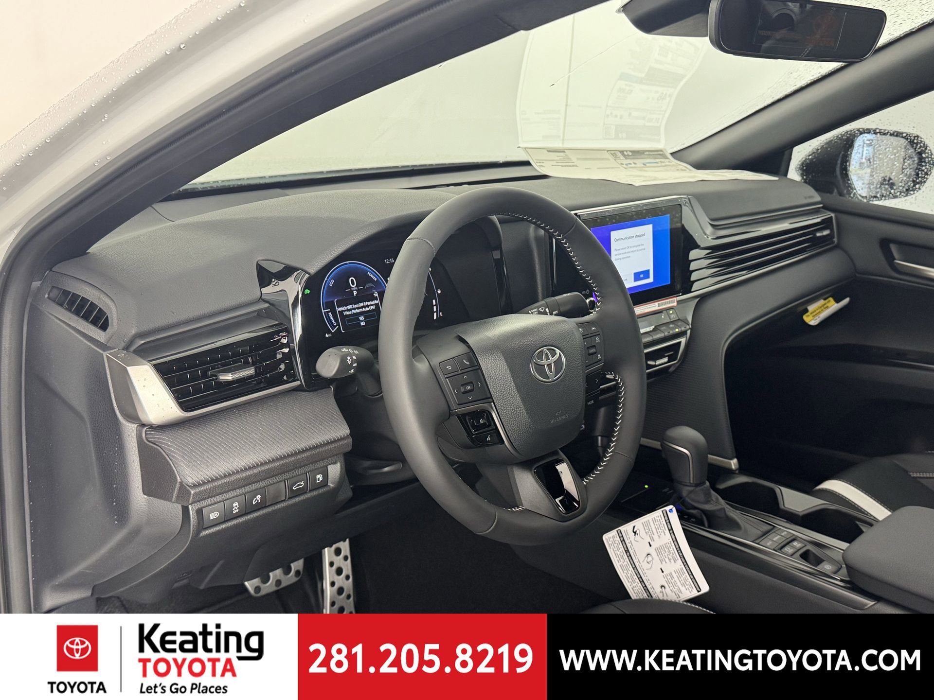 New 2026 Toyota Camry Hybrid FWD image 2