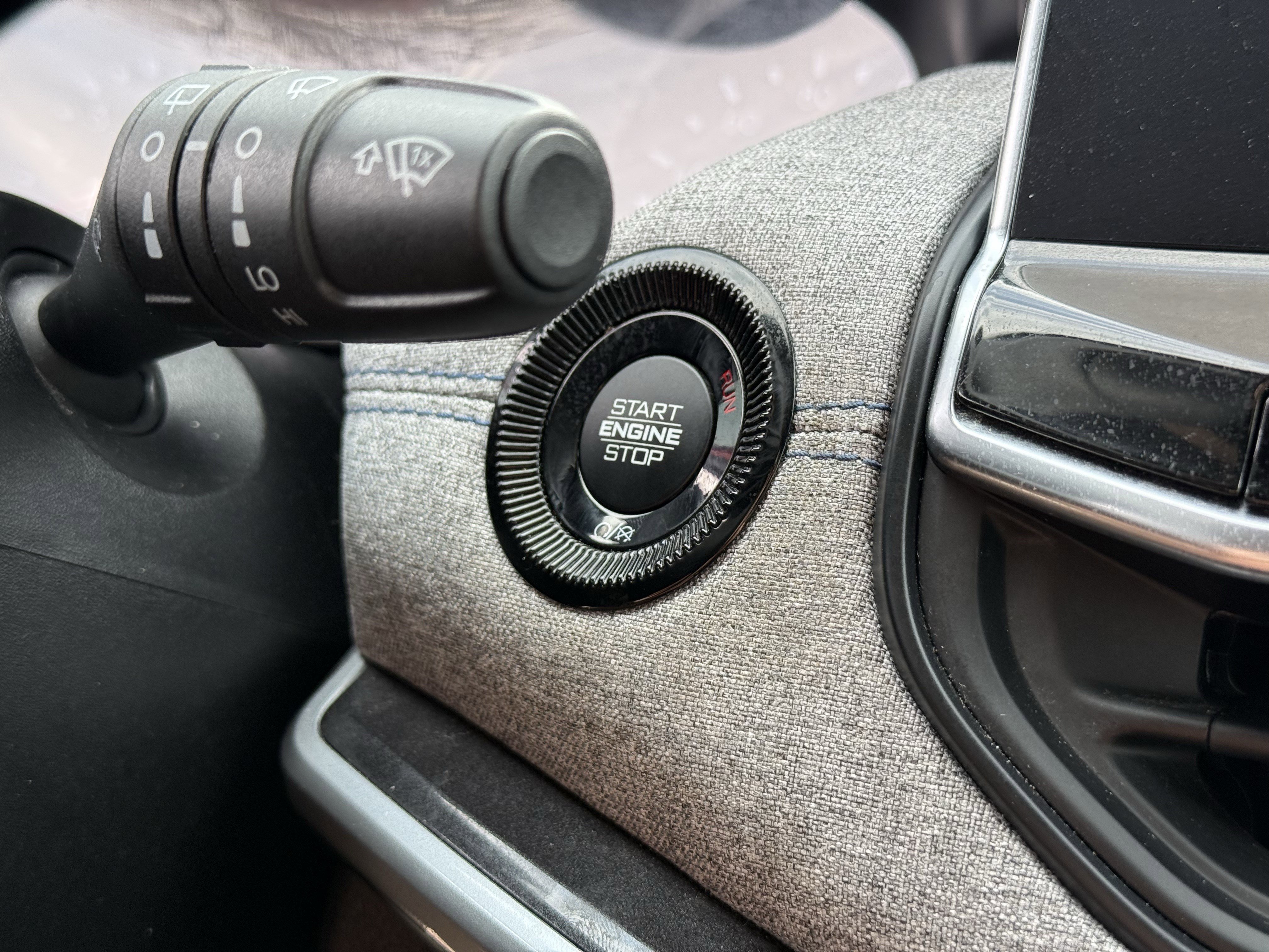 Used 2023 Jeep Compass Latitude w/ Convenience Group image 24