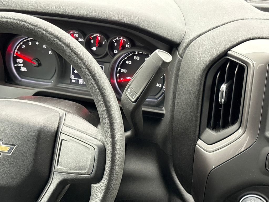 Used 2024 Chevrolet Silverado 1500 Custom image 28