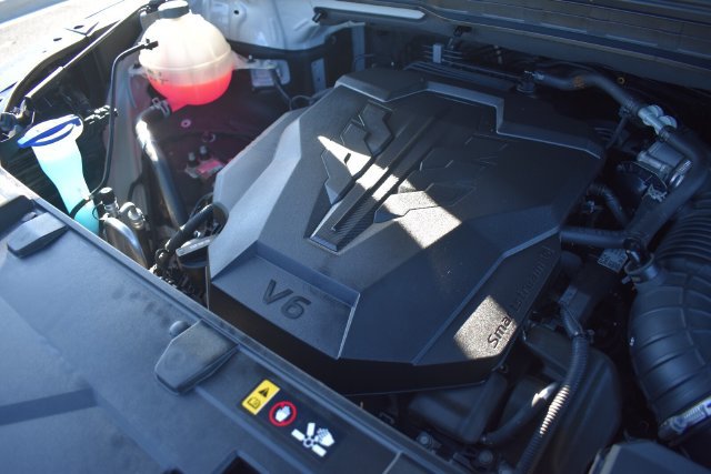 Used 2024 Kia Carnival EX FWD image 35