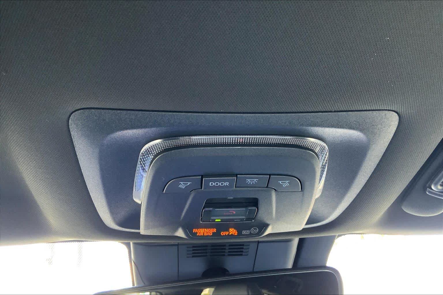 New 2026 Toyota C-HR AWD/4WD image 18