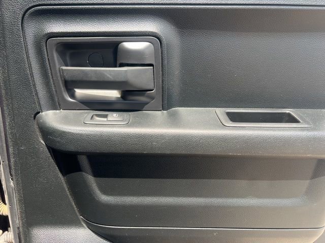 Used 2018 RAM 1500 Express w/ Express Value Package image 29