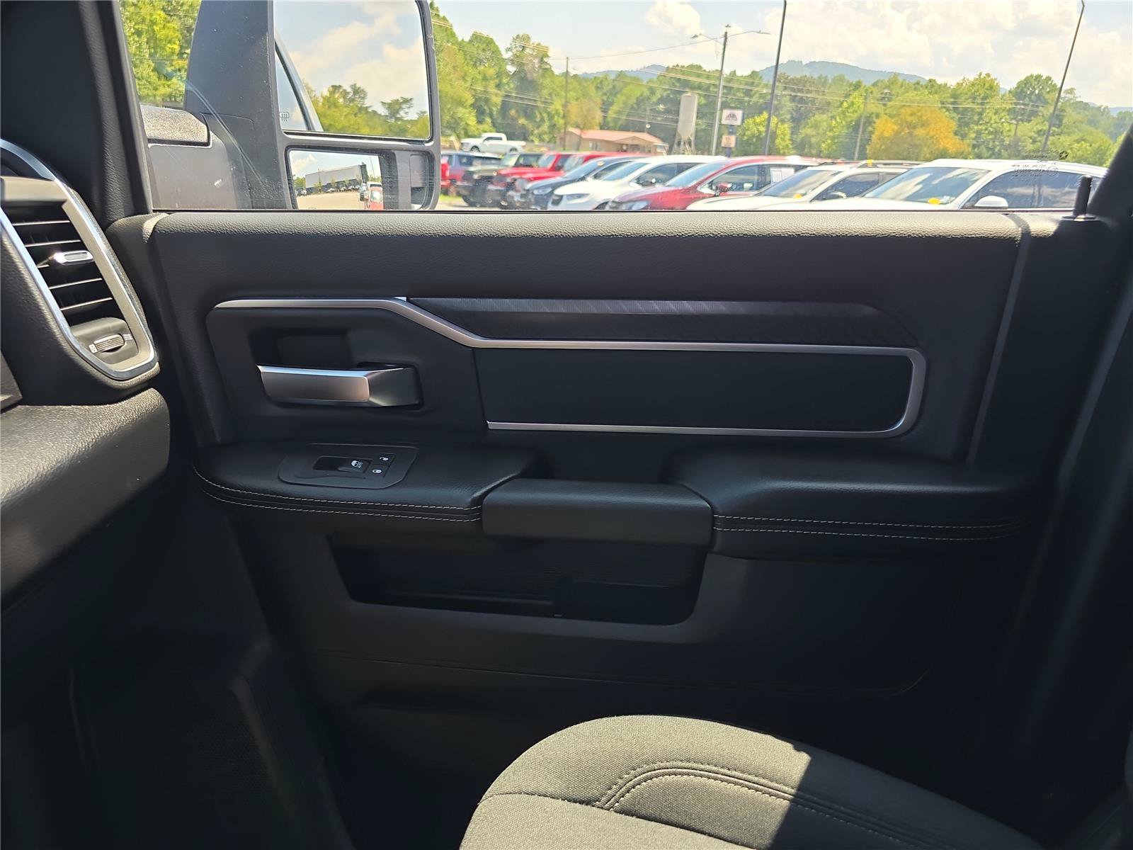 Used 2026 RAM 2500 Big Horn AWD/4WD image 23