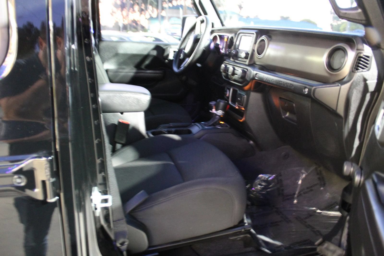 Used 2020 Jeep Wrangler Unlimited Sport AWD/4WD image 10
