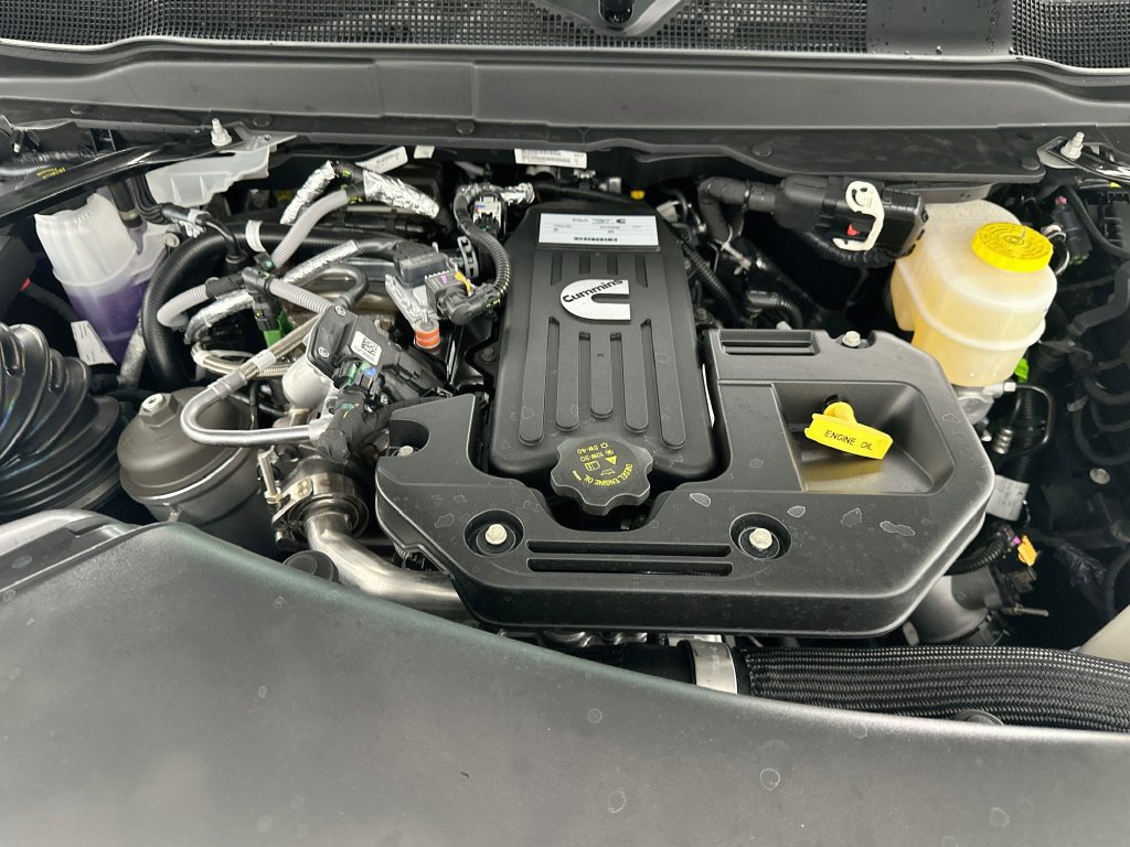 New 2026 RAM 2500 Tradesman AWD/4WD image 17