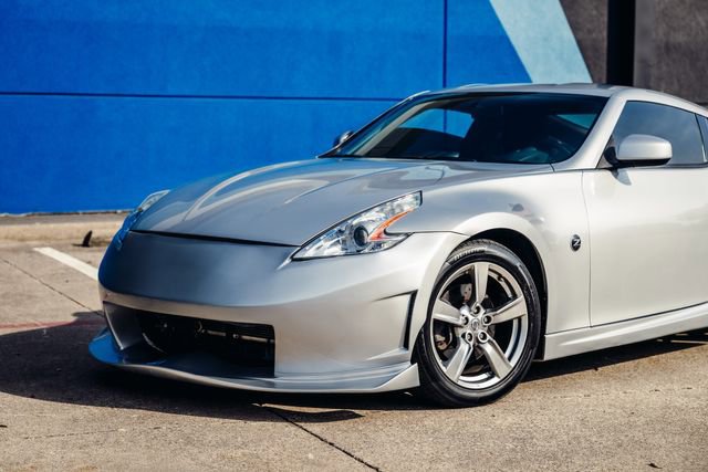 Used 2009 Nissan 370Z Coupe image 25