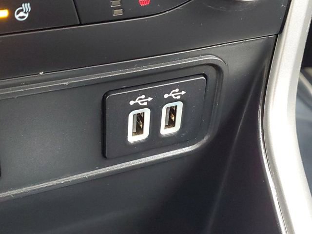 Used 2020 Ford EcoSport Titanium image 22