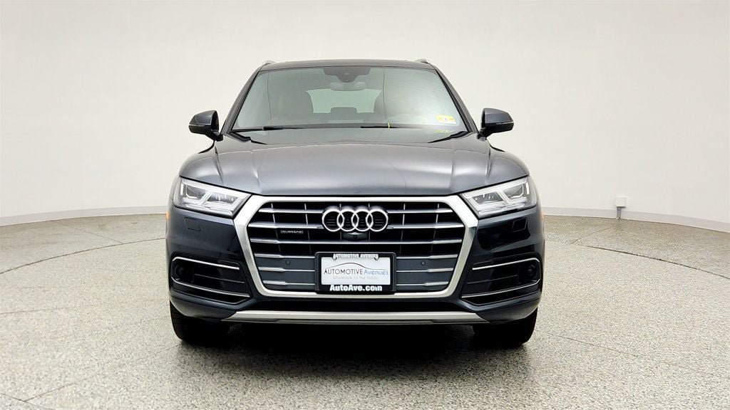 Used 2018 Audi Q5 Prestige w/ Prestige Package AWD/4WD image 2