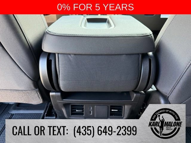New 2026 Chevrolet Silverado 1500 Custom w/ LPO, Dark Essentials Package AWD/4WD image 29