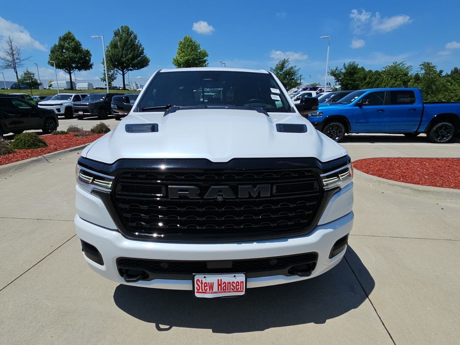 New 2026 RAM 1500 Limited AWD/4WD image 9