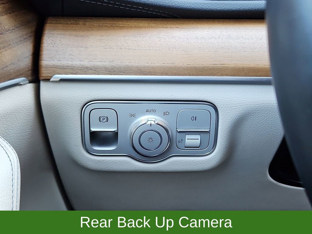 Used 2024 Mercedes-Benz GLS 450 4MATIC image 15