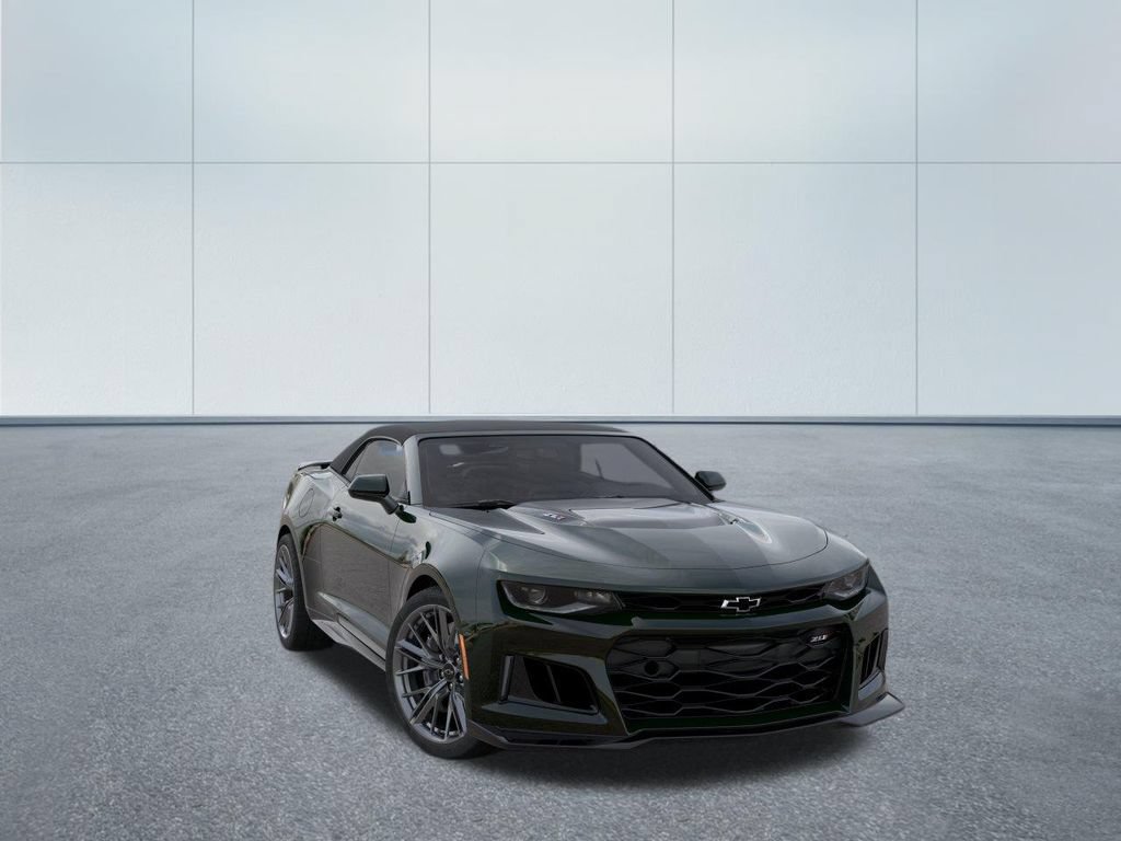 Used 2020 Chevrolet Camaro ZL1 RWD image 1