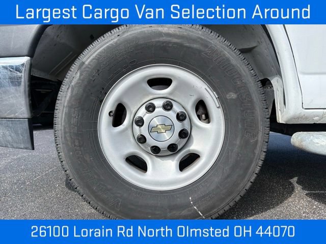 Used 2024 Chevrolet Express 2500 w/ Driver Convenience Package RWD image 18