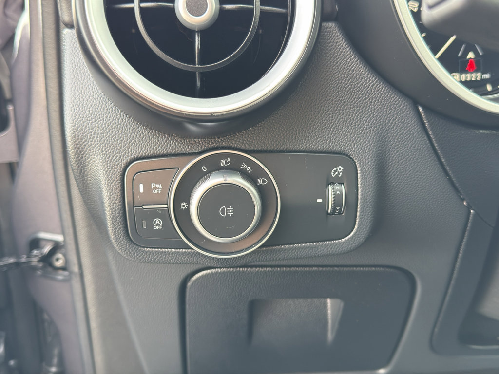 Used 2024 Alfa Romeo Stelvio Ti image 14
