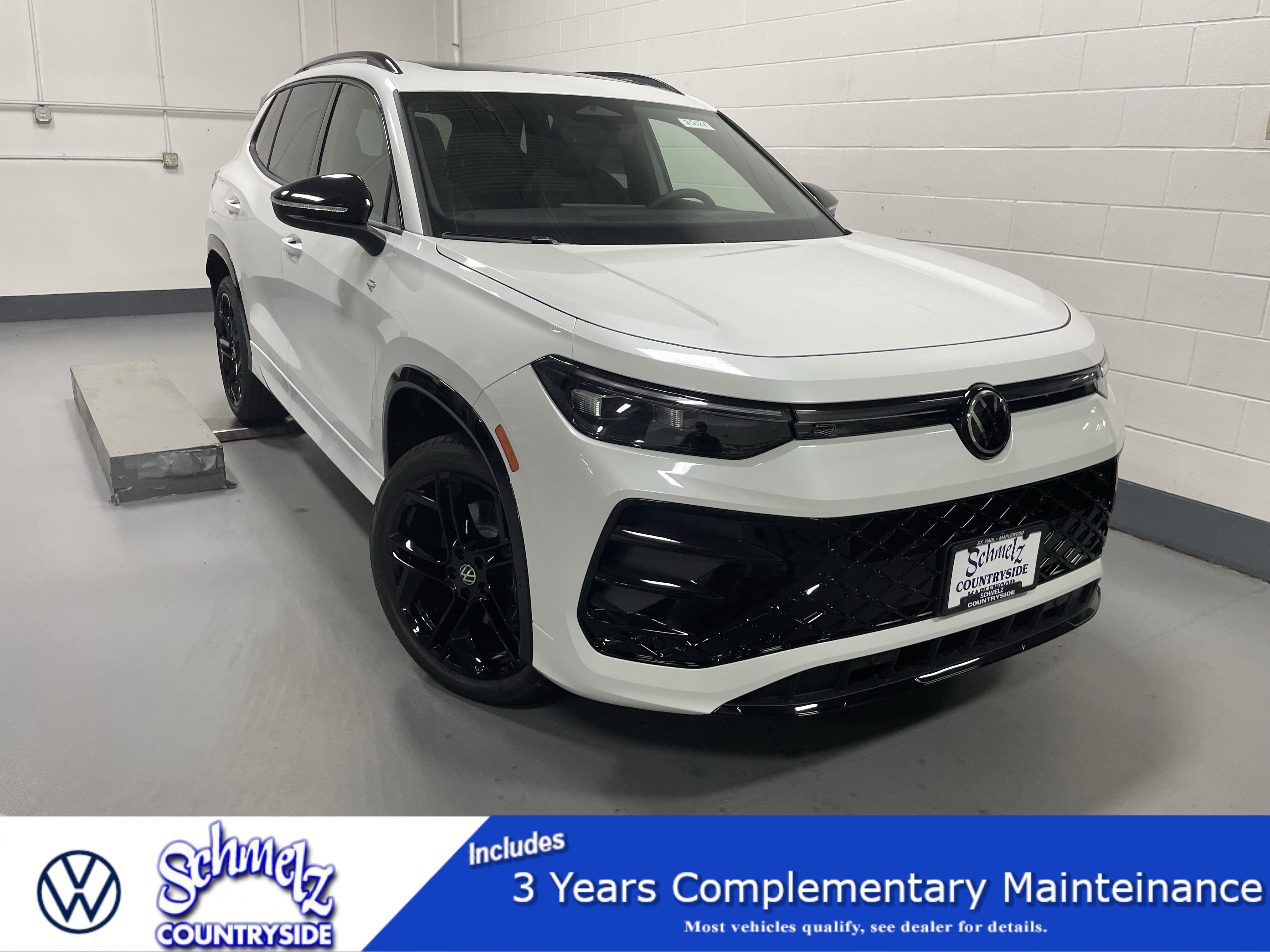 New 2025 Volkswagen Tiguan SE R-Line