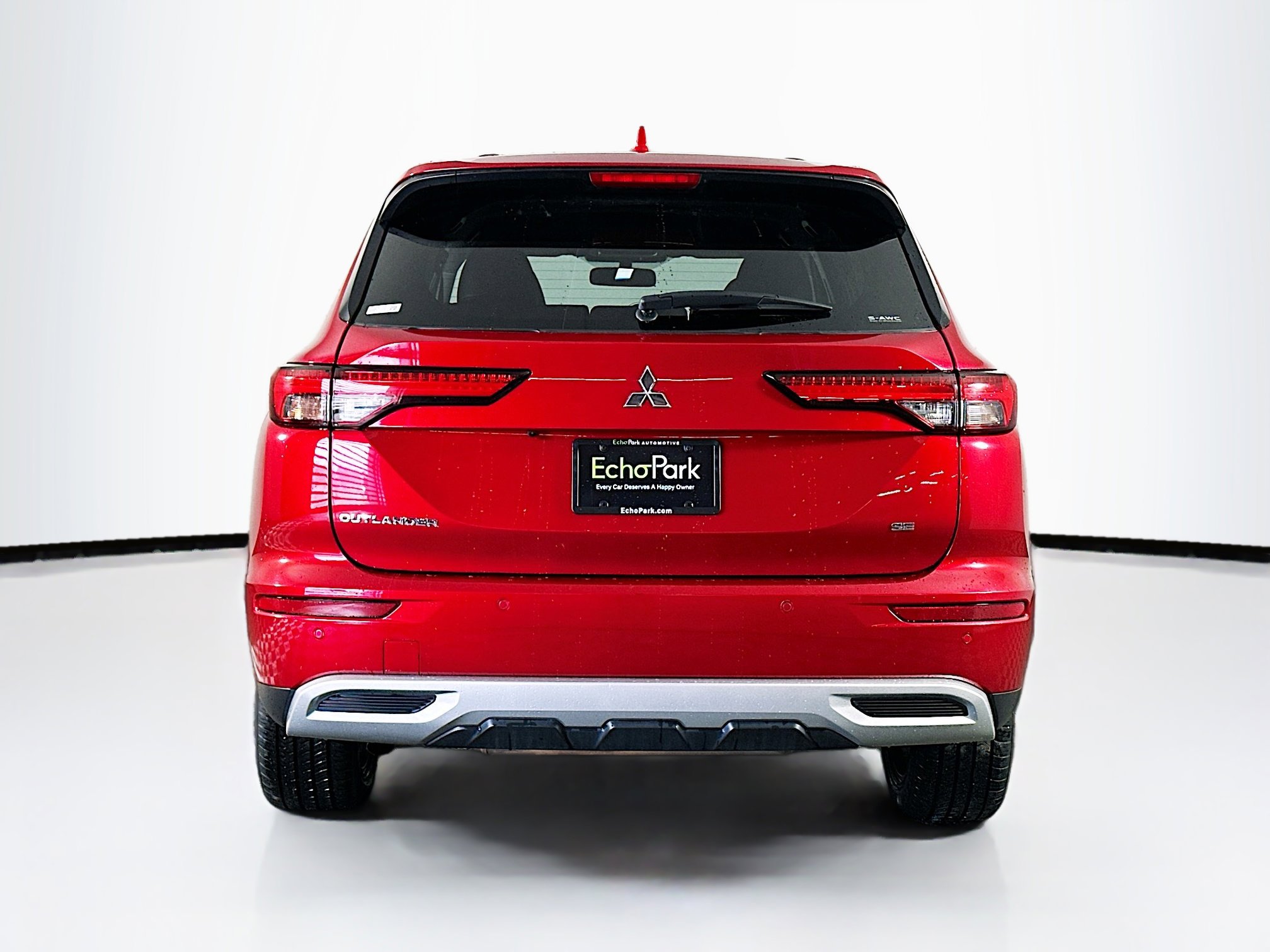 Used 2024 Mitsubishi Outlander SE image 7