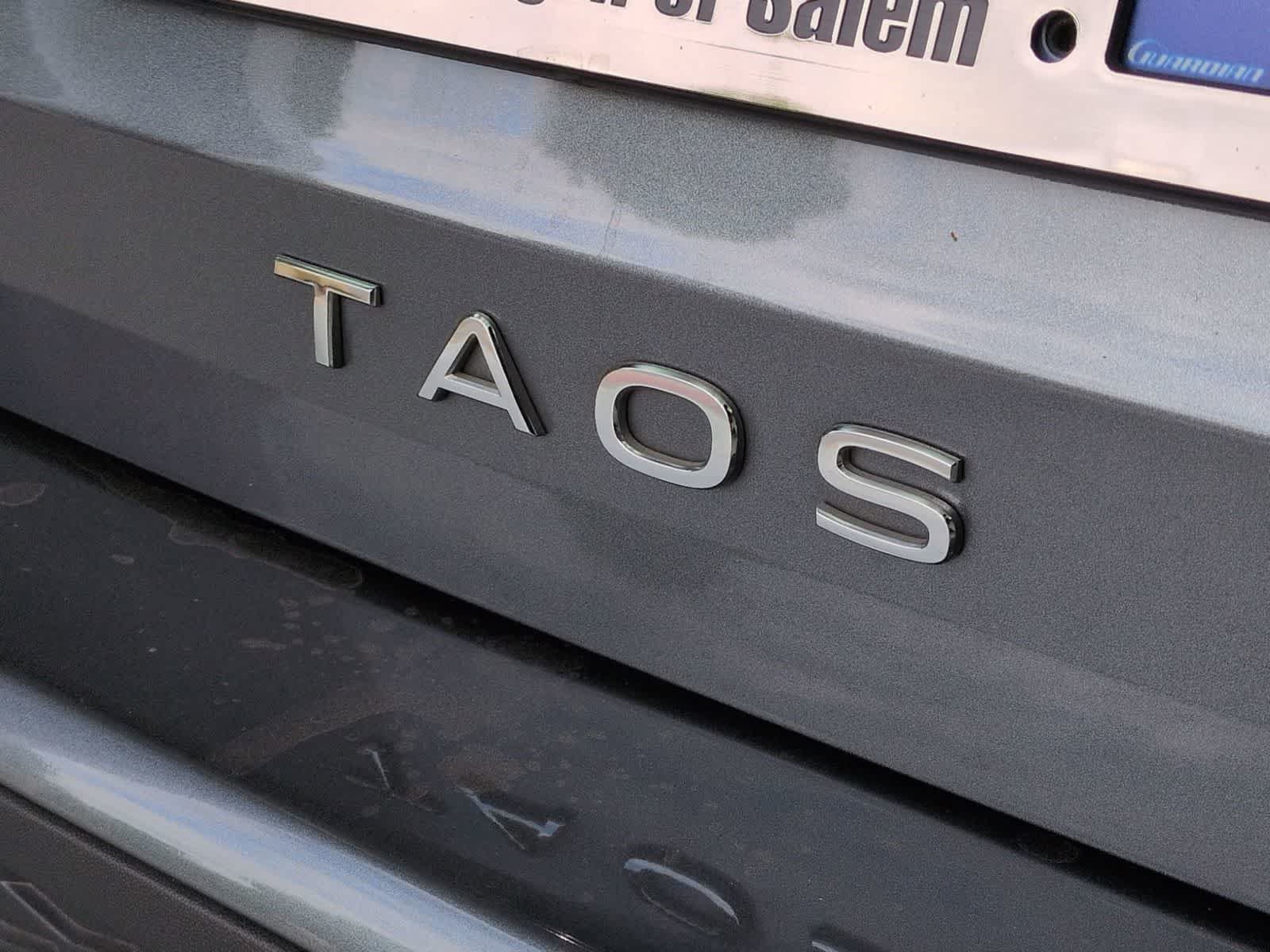 Certified 2022 Volkswagen Taos SEL AWD/4WD image 11