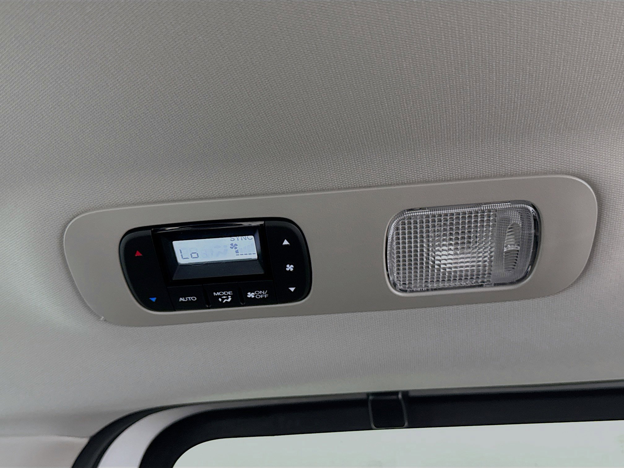 New 2026 Honda Odyssey Touring image 32