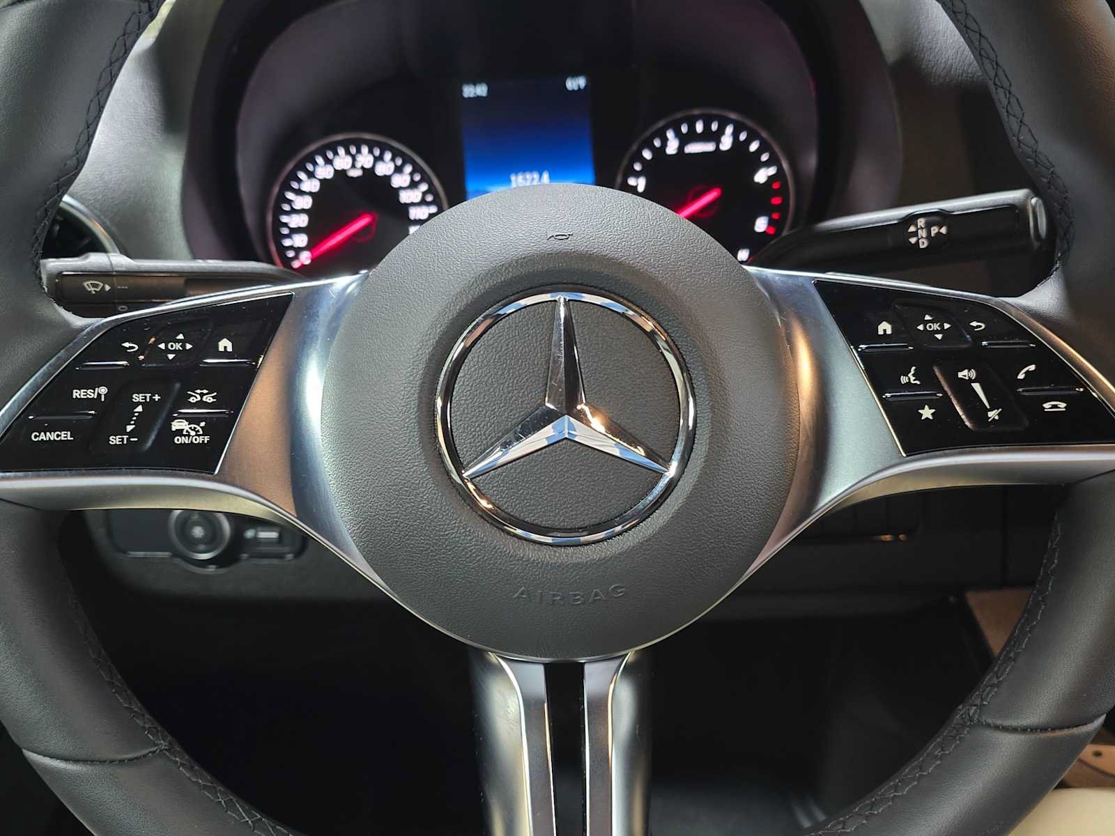 Used 2025 Mercedes-Benz Sprinter 2500 image 23