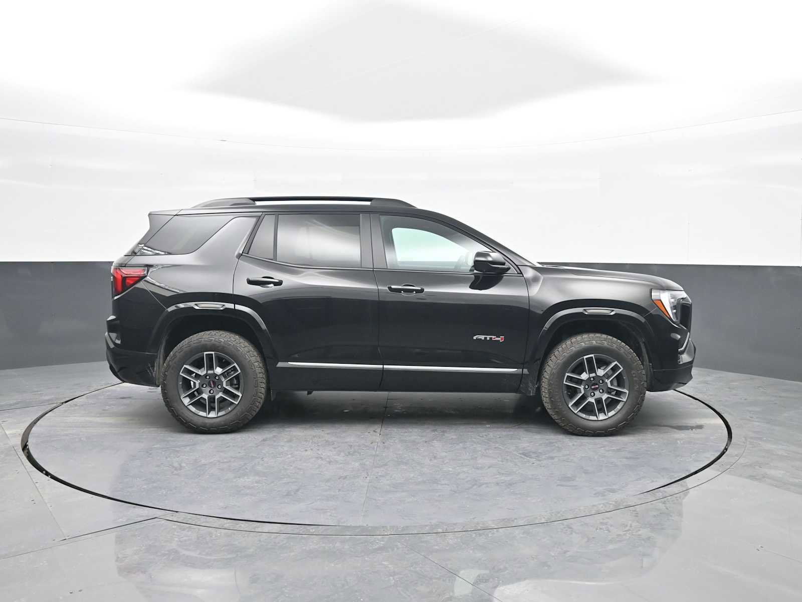 New 2026 GMC Terrain AT4 w/ Convenience Package III image 9
