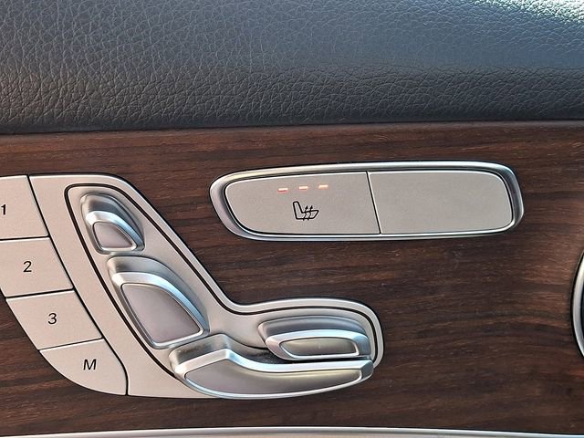 Used 2022 Mercedes-Benz GLC 300 4MATIC image 27