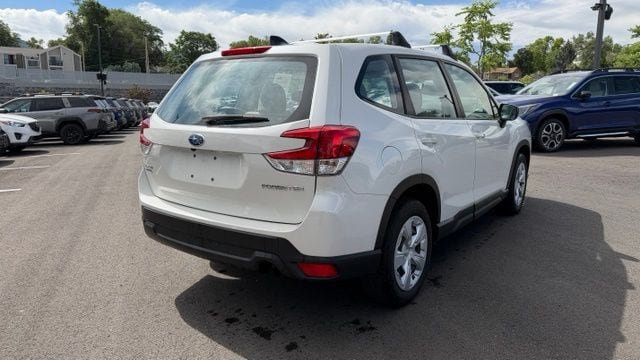 Used 2024 Subaru Forester AWD/4WD image 3