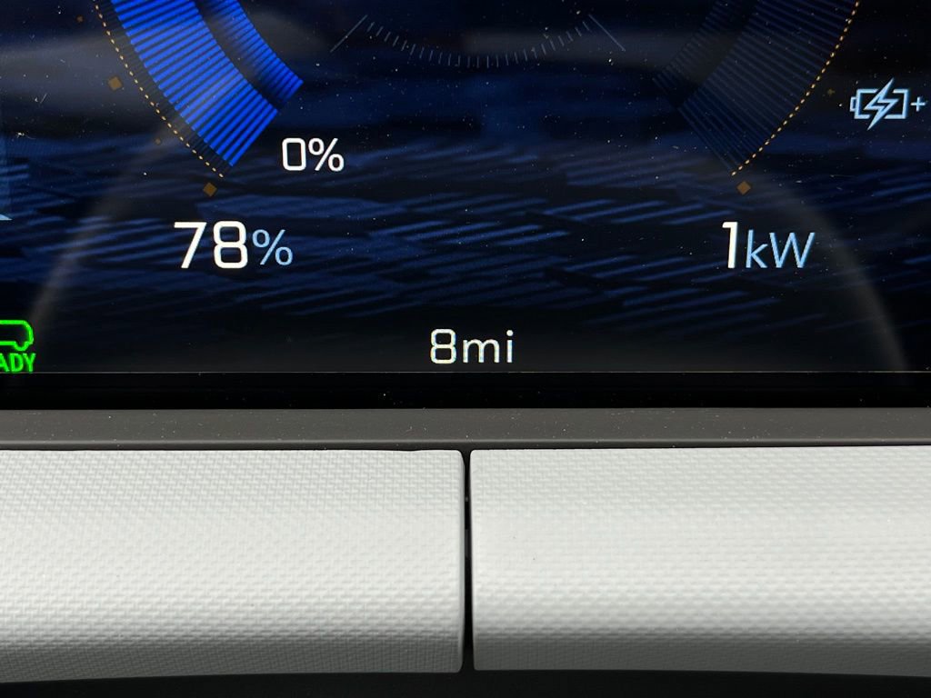 New 2027 Chevrolet Bolt LT w/ Comfort Package image 25