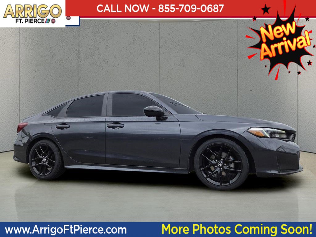 Used 2025 Honda Civic Sport image 1