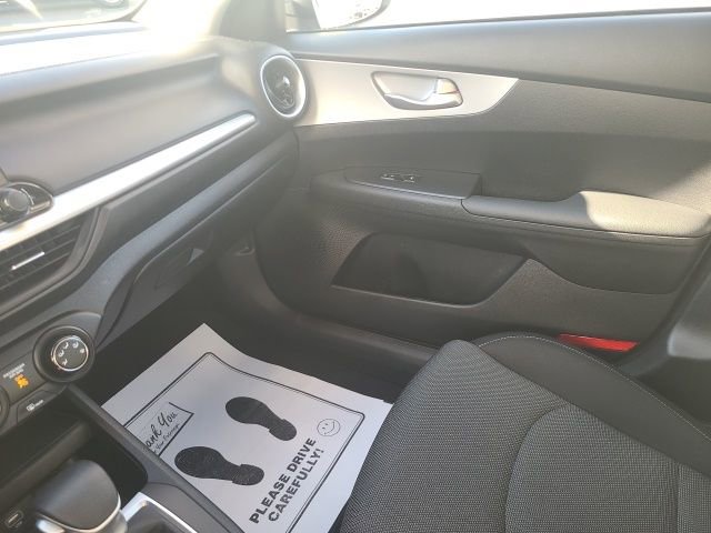 Used 2024 Kia Forte LXS image 16