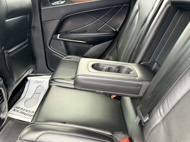 Used 2017 Lincoln MKC Reserve w/ Lincoln MKC Climate Package AWD/4WD image 13