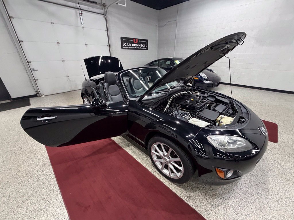 Used 2012 MAZDA MX-5 Miata Grand Touring w/ Premium Pkg RWD image 33