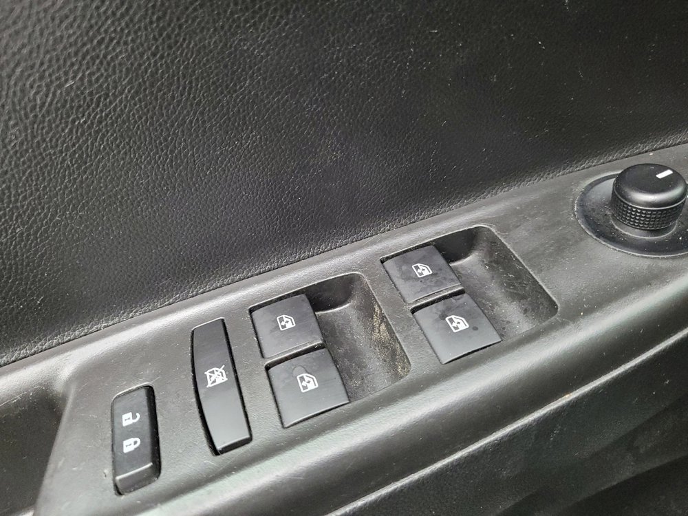 Used 2021 Chevrolet Spark LT FWD image 27