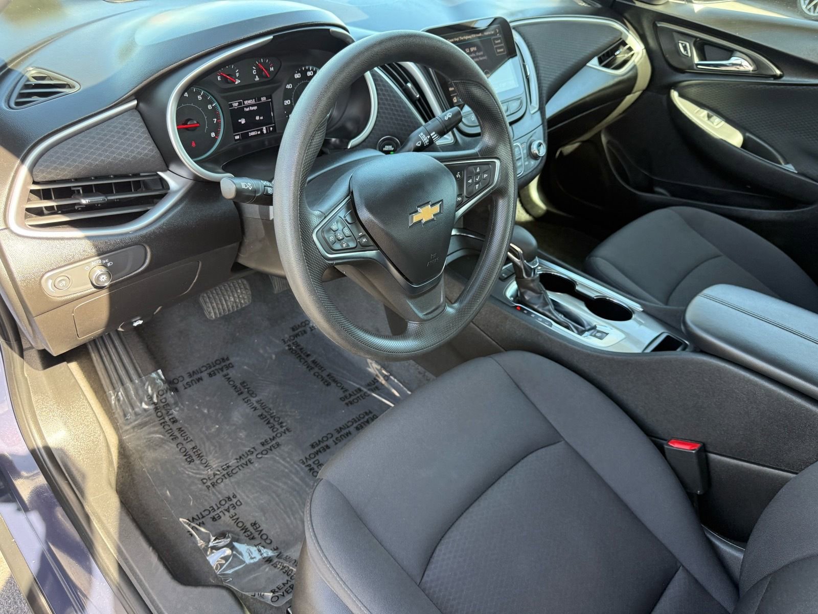 Used 2025 Chevrolet Malibu LT image 13