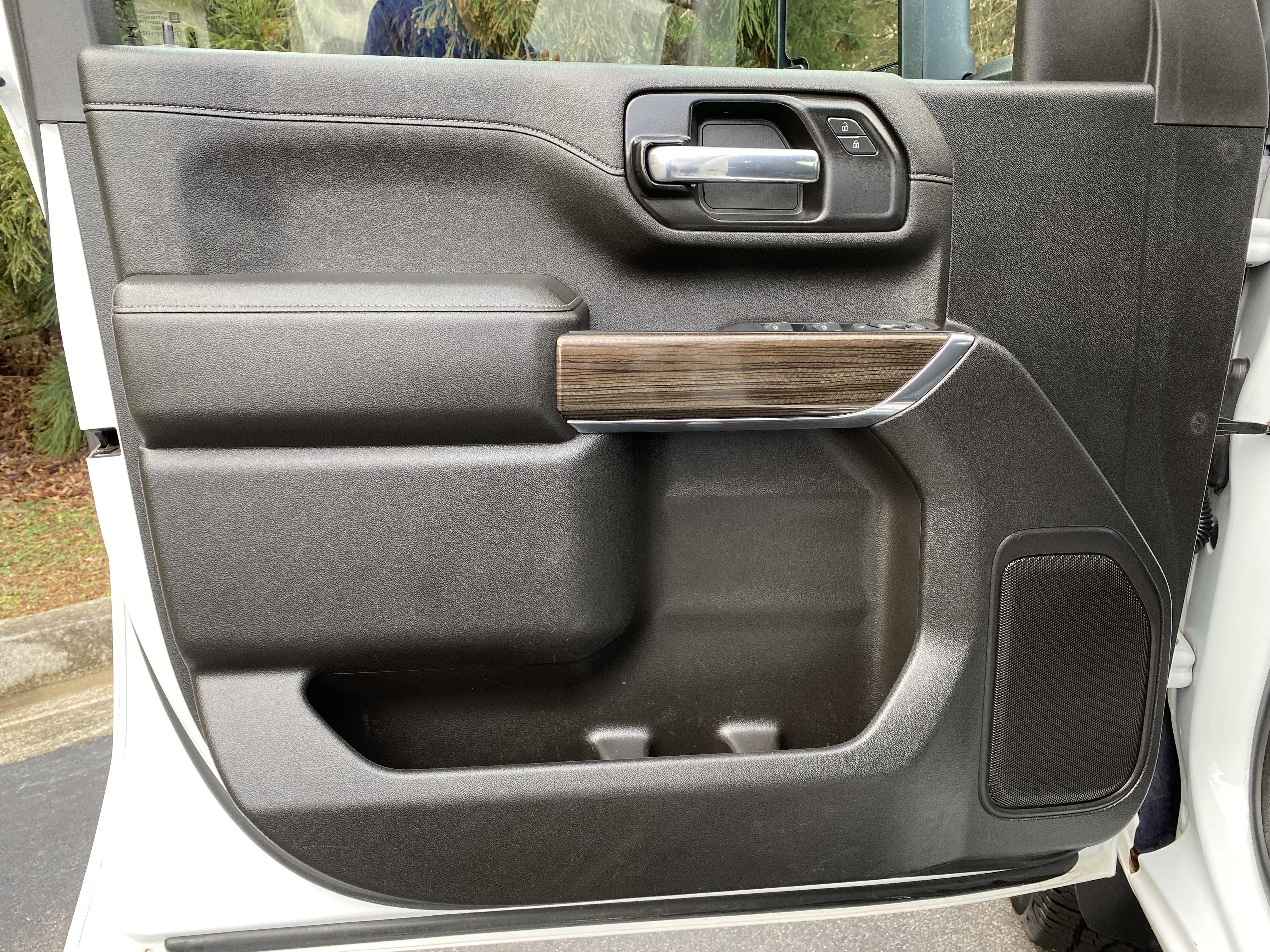 Used 2022 Chevrolet Silverado 2500 LT w/ Convenience Package image 12