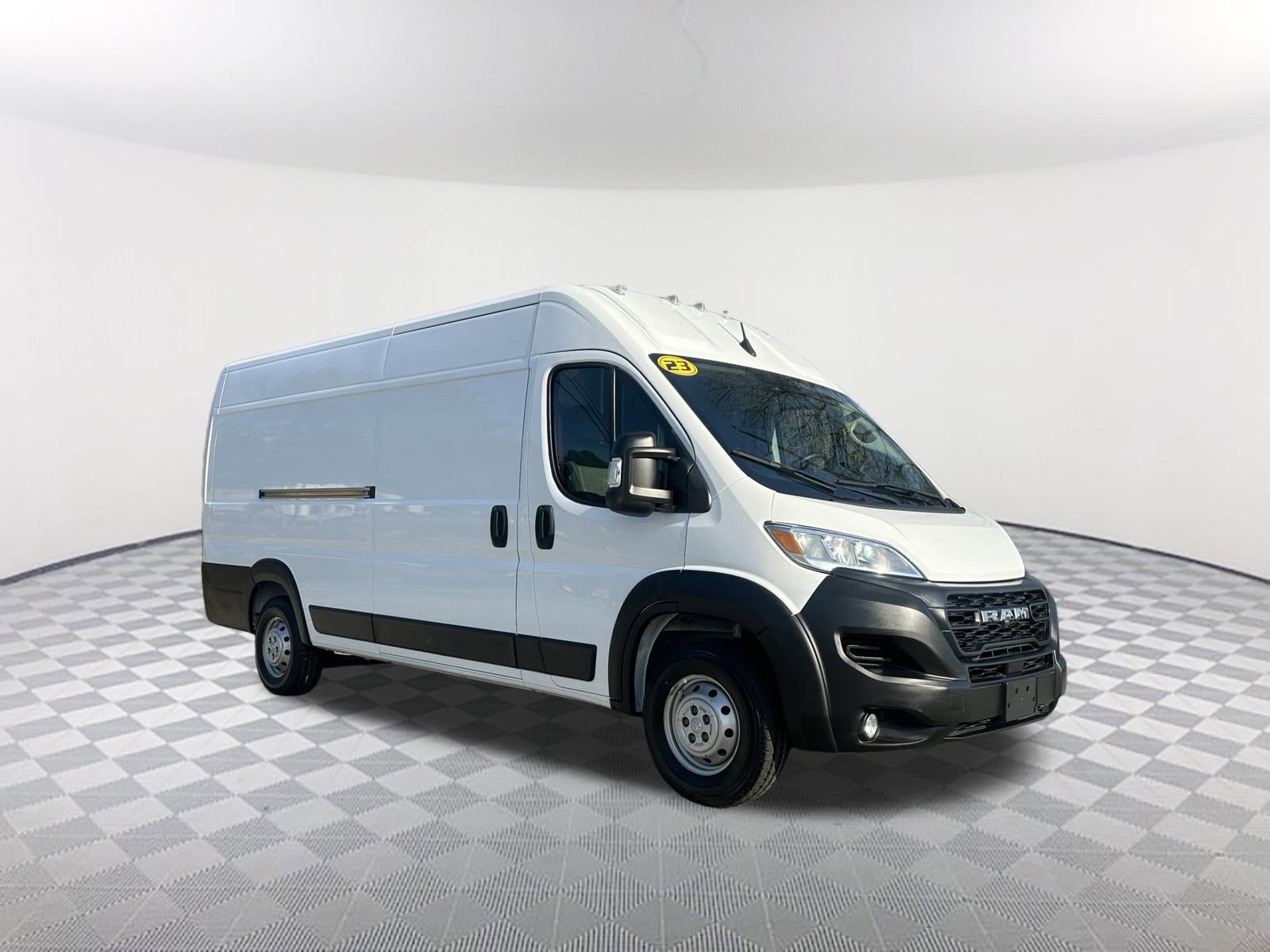 Used 2023 RAM ProMaster 3500 w/ Driver Convenience Group image 4
