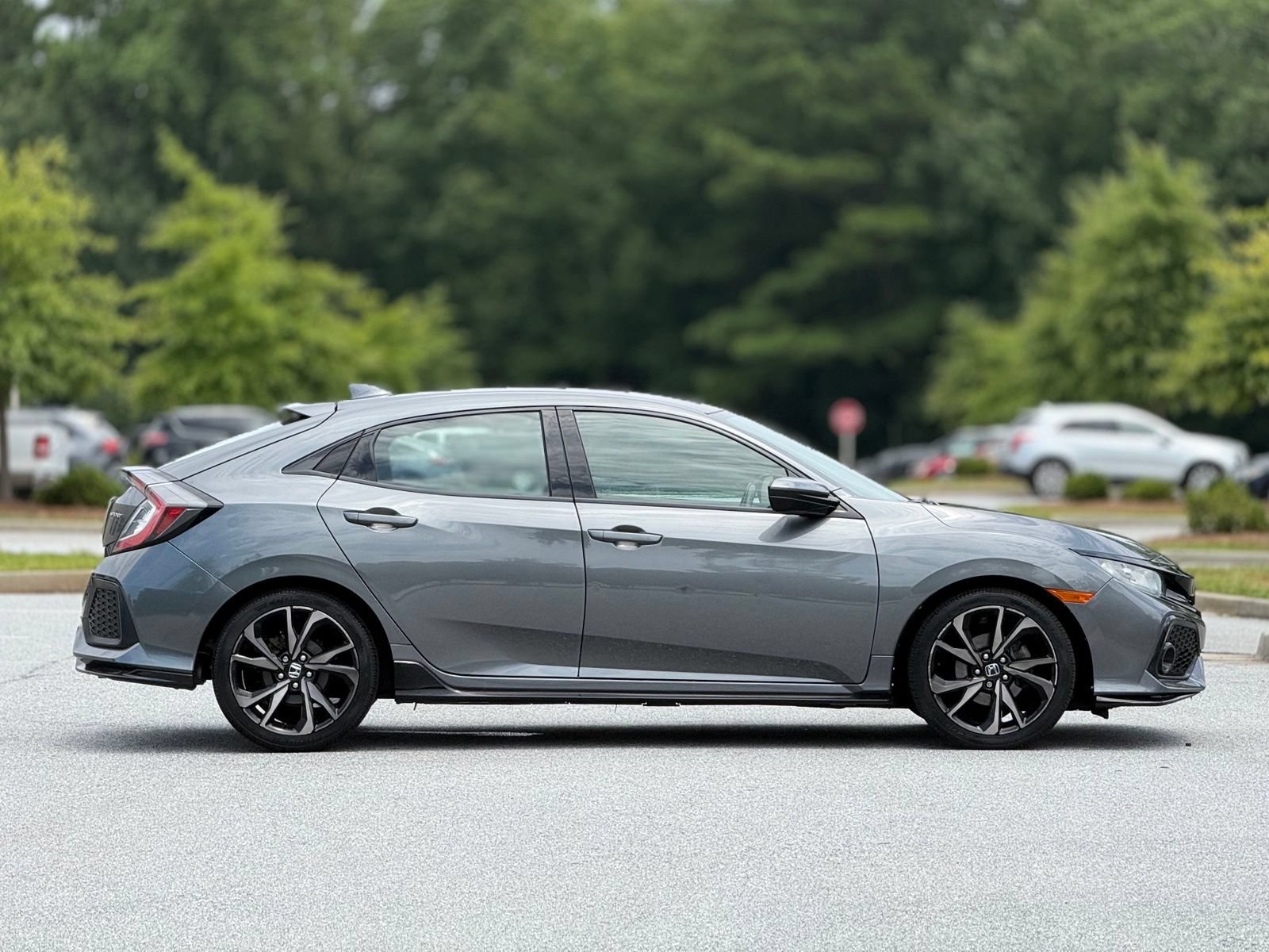 Used 2018 Honda Civic Sport image 12