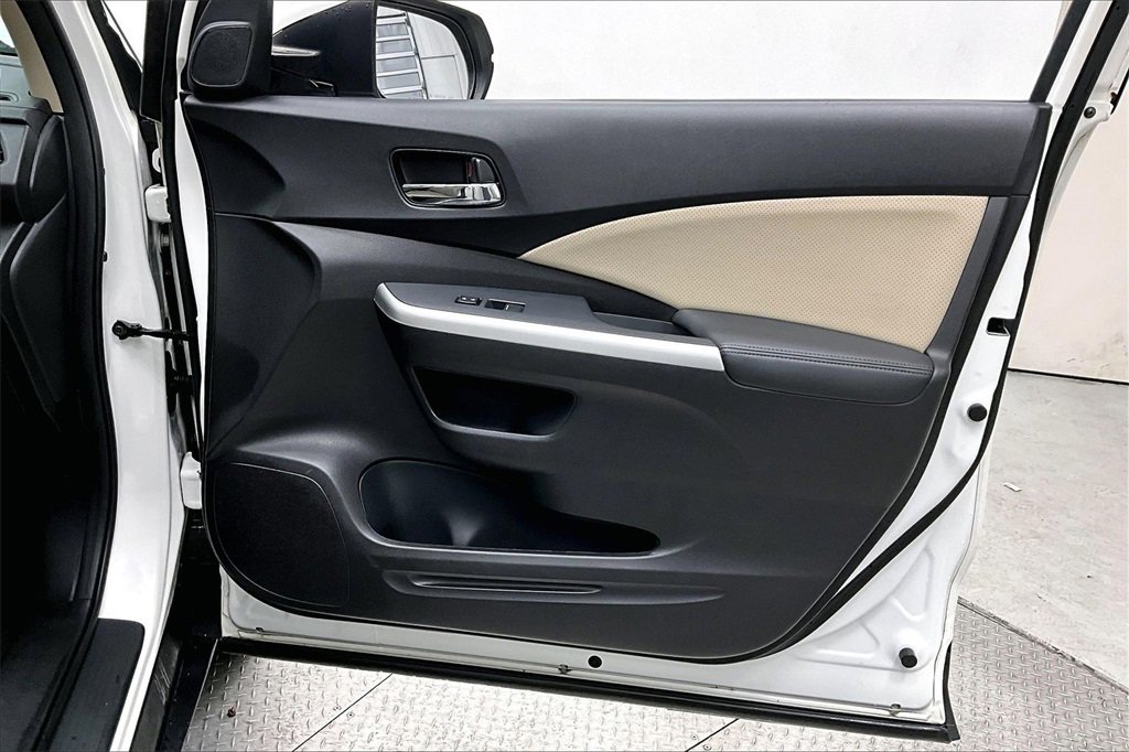 Used 2016 Honda CR-V Touring image 19