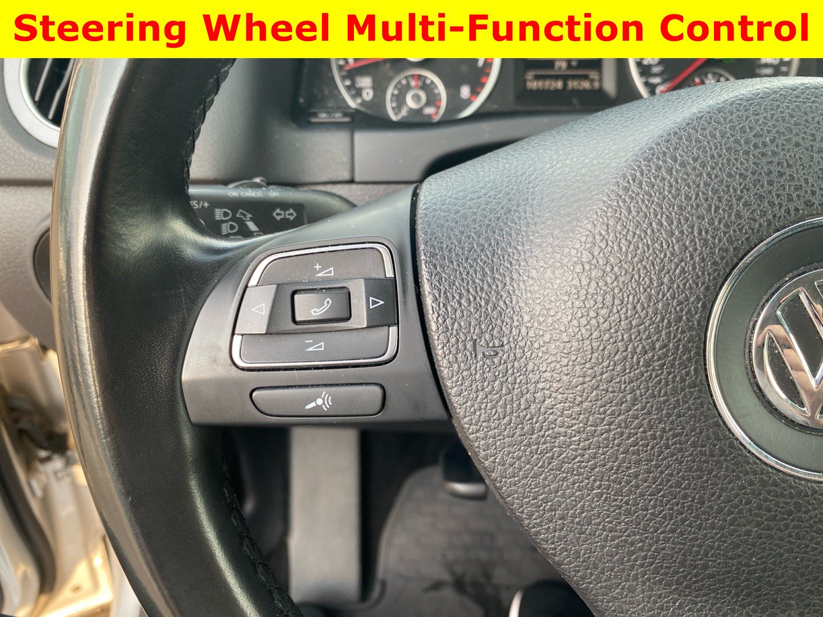 Used 2015 Volkswagen Tiguan S AWD/4WD image 19