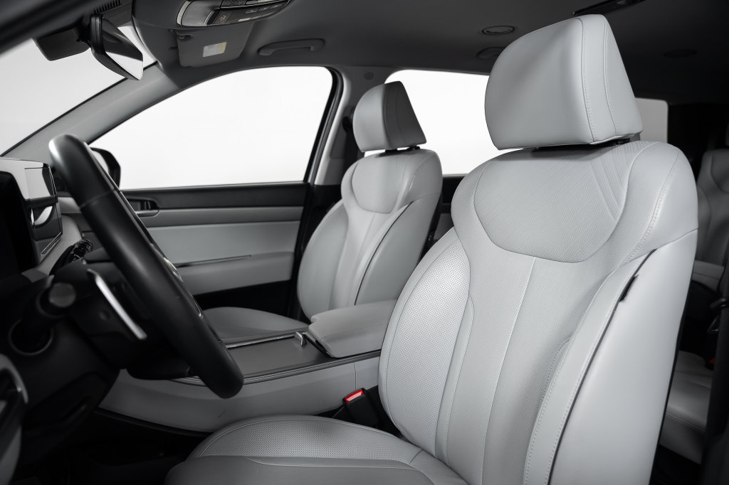 Certified 2024 Hyundai Palisade SEL FWD image 21