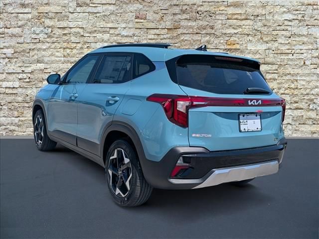 New 2026 Kia Seltos EX FWD image 3