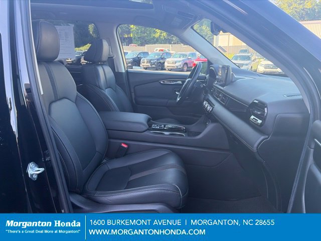 Used 2025 Honda Pilot Touring image 45