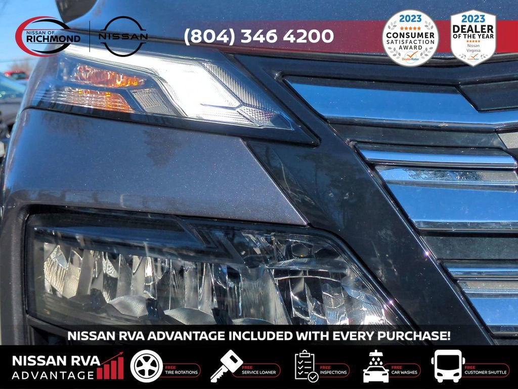 Used 2025 Nissan Rogue SV image 11