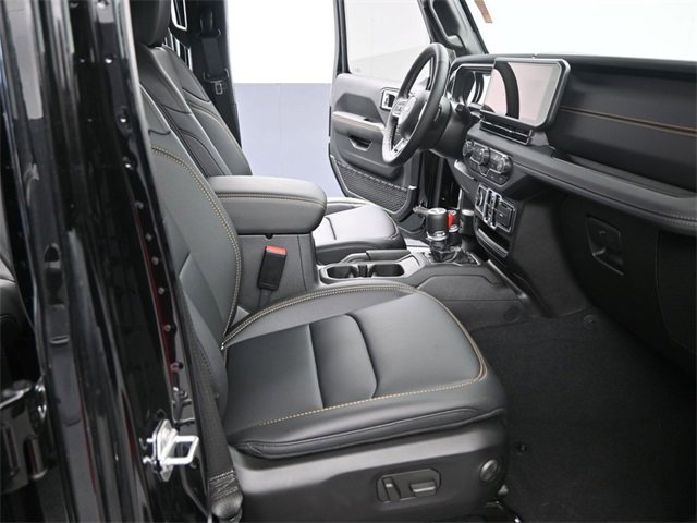 New 2025 Jeep Wrangler Sahara image 23