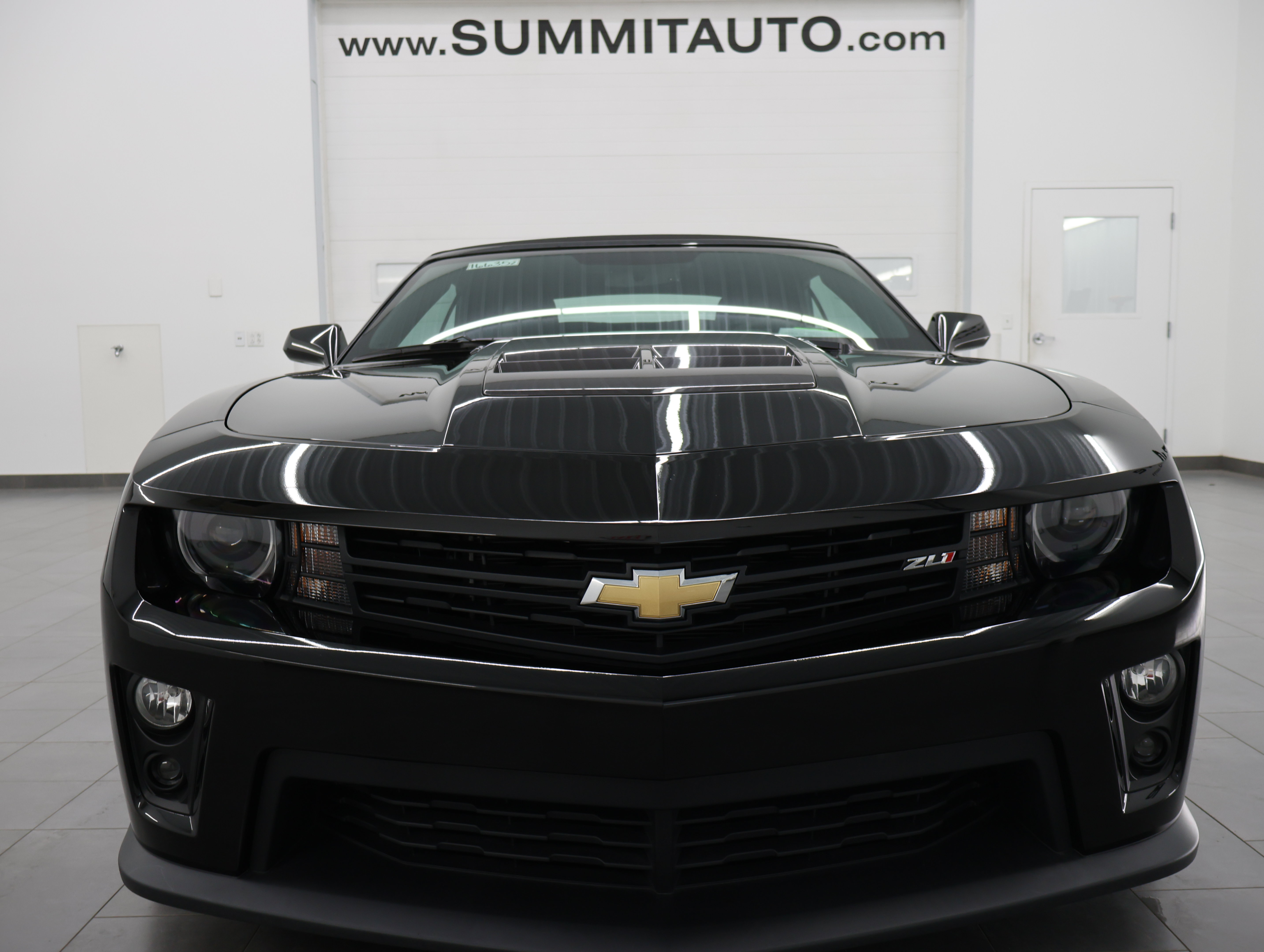 Used 2015 Chevrolet Camaro ZL1 RWD image 21