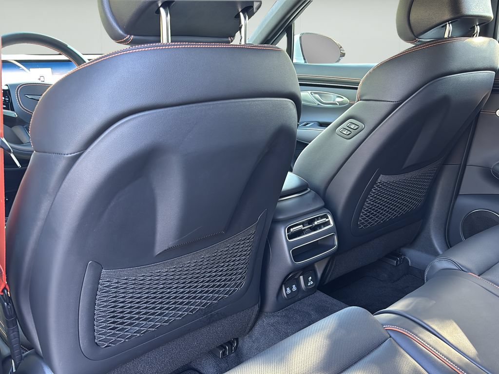 Certified 2026 Genesis GV70 3.5T Sport Advanced AWD/4WD image 17