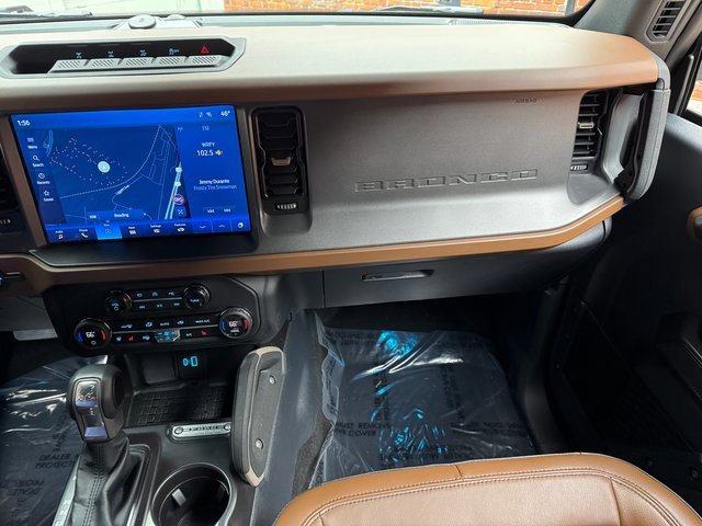 Used 2024 Ford Bronco Outer Banks w/ Sasquatch Package image 16