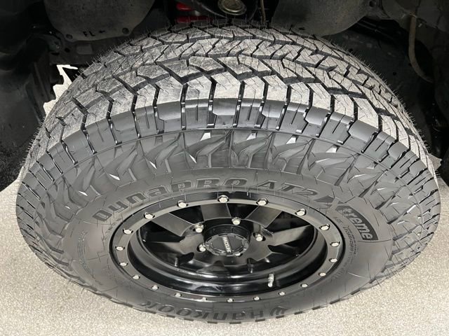 Used 2017 Toyota Tundra Limited w/ Limited Premium Package image 12